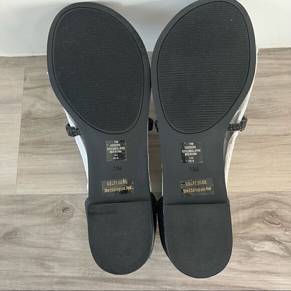 NWT G by Guess Deers black jeweled BLING sandals size 11 & 10. Glitter upper - Picture 12 of 13